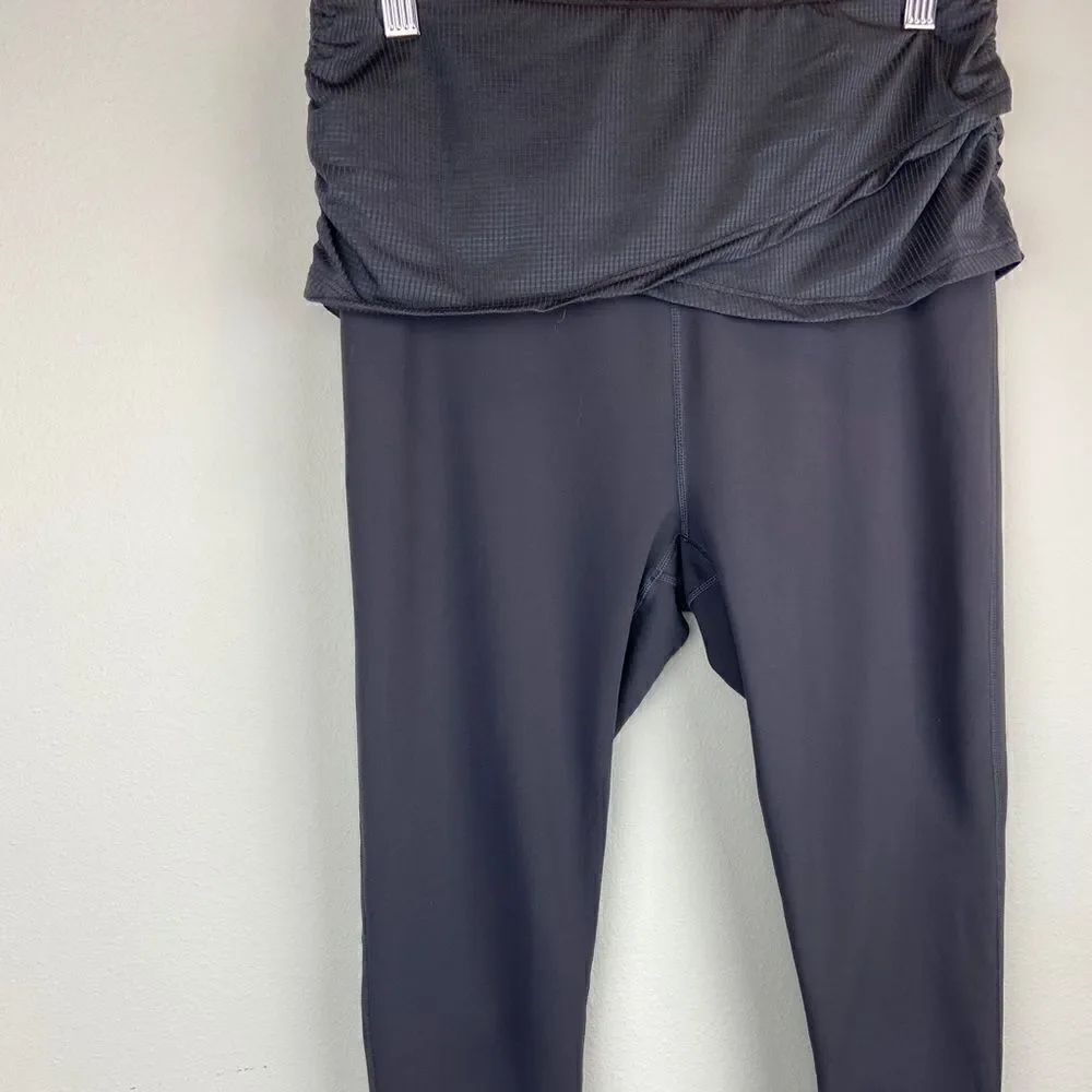 Fabletics High Rise Leggings - Picture 2 of 6
